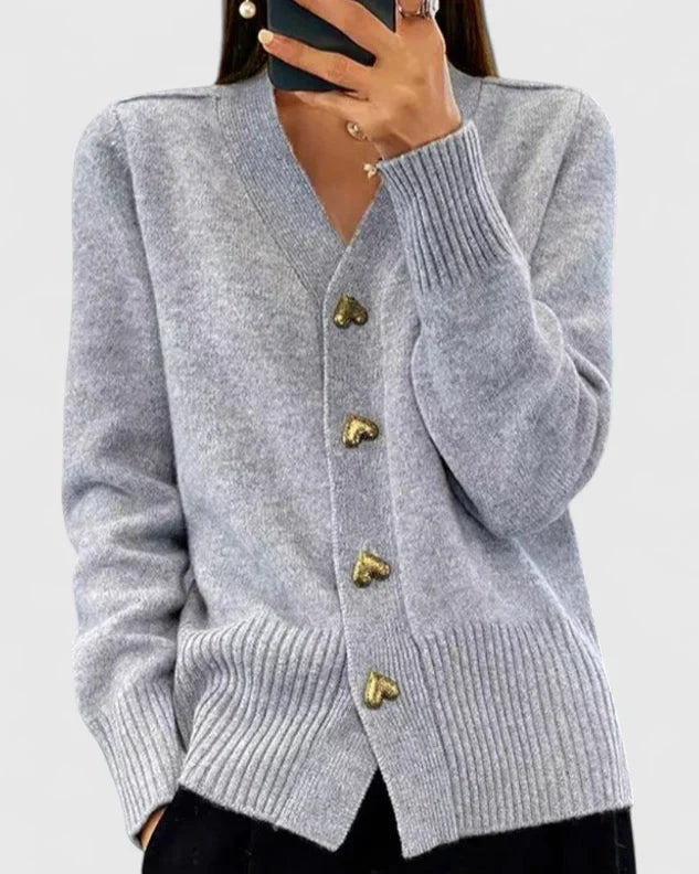 Cardigan Damen mit herzförmigen Knöpfen und V-Ausschnitt | J&B - 2 - Jasminaboutique.com